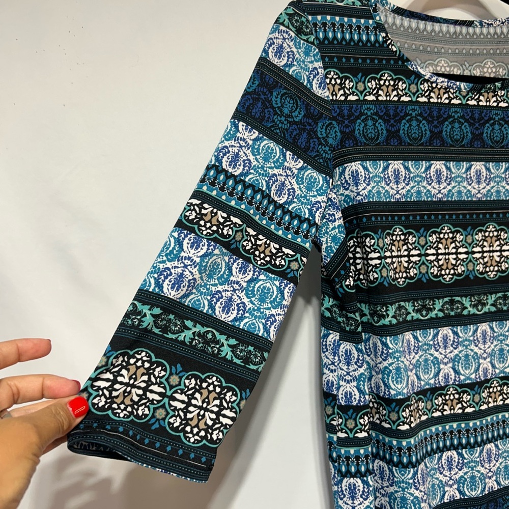 Blue Patterned Women's Dress - Picture 3 of 8